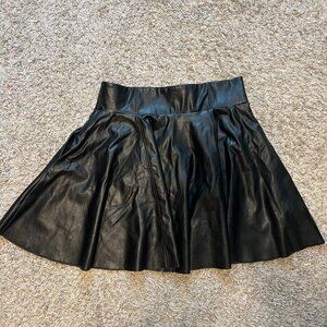 NWOT Blackmilk Route 66 Faux Leather Skirt - Size XL
